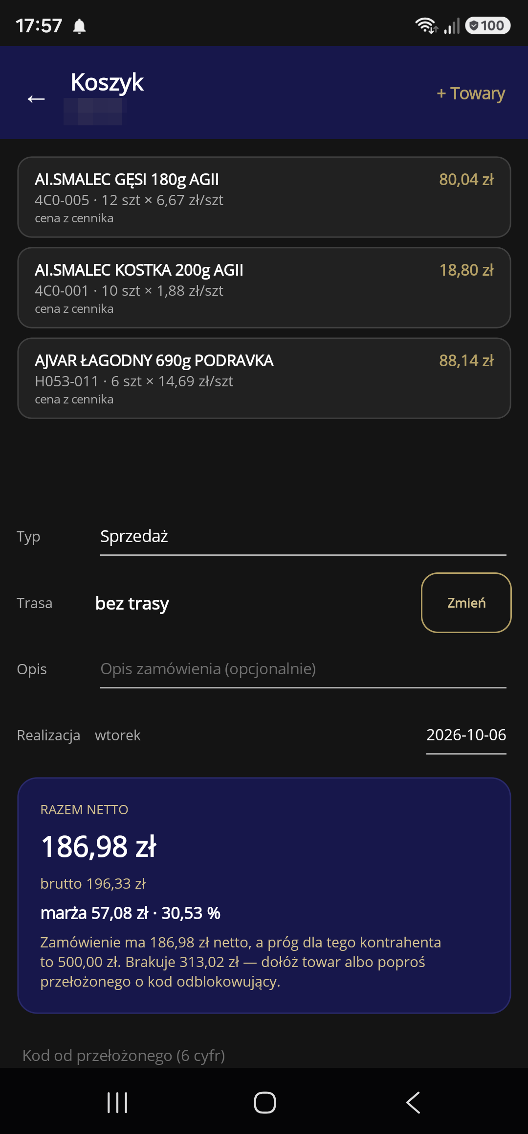 Koszyk z podsumowaniem, datą realizacji na najbliższy dzień roboczy i komunikatem o progu zamówienia